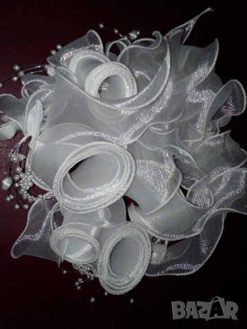 Ефектно венче  с перли и спираловидни ленти за сватба или моминско парти, снимка 2 - Сватбени аксесоари - 31099277