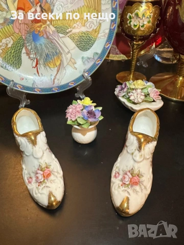 Paragon England  Circa 1981 “Пантофите на Спящата красавица” Код P2089, снимка 13 - Декорация за дома - 54037518