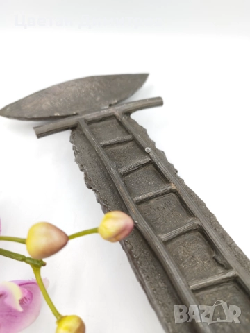 Авторска бронзова статуя на мраморна основа , снимка 4 - Антикварни и старинни предмети - 51953821