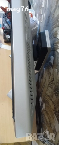 Продавам монитор Dell 2208WFPT, снимка 2 - Монитори - 51849855