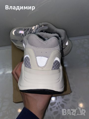 Adidas Yeezy Boost 700v2 “Static” Обувки 46EUR + Кутия, снимка 9 - Маратонки - 36827419