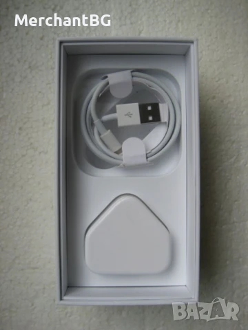 Apple iPhone SE, снимка 5 - Apple iPhone - 51345957