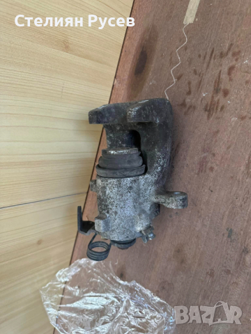 заден десен спирачен апарат за Opel Zafira B 2.2i 155к.с   -цена 40 лв само това имам друг части ням, снимка 3 - Части - 44514249