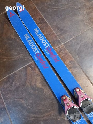 Български Ски Младост с автомати, снимка 2 - Зимни спортове - 38126521