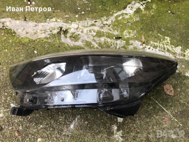 Фар за Рено Каптюр / Renault Capture 2013 г. - 2018 г., снимка 2 - Части - 35399478
