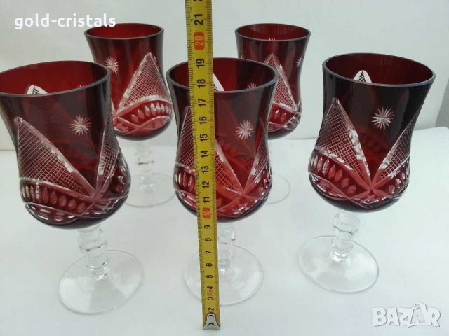 Кристални чаши за вино и кана червен кристал, снимка 3 - Антикварни и старинни предмети - 31060481
