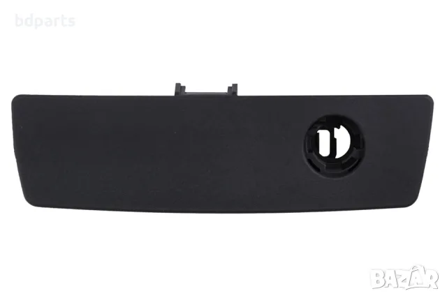 Дръжка за жабка Chrysler 300, Jeep Wrangler, Commander, Grand Cherokee, снимка 3 - Части - 56142536