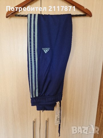 Спортет екип adidas, снимка 4 - Спортни дрехи, екипи - 42559175