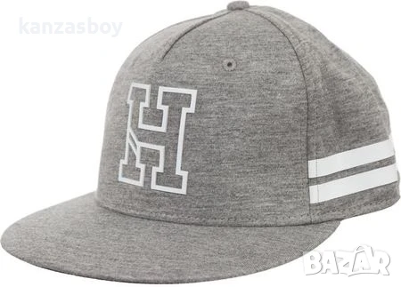  tommy hilfiger - страхотна шапка 