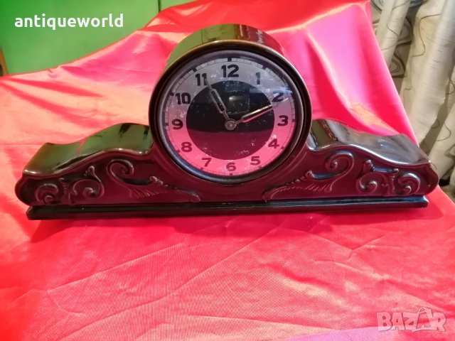 Стар Порцеланов Немски Механичен КАМИНЕН Часовник