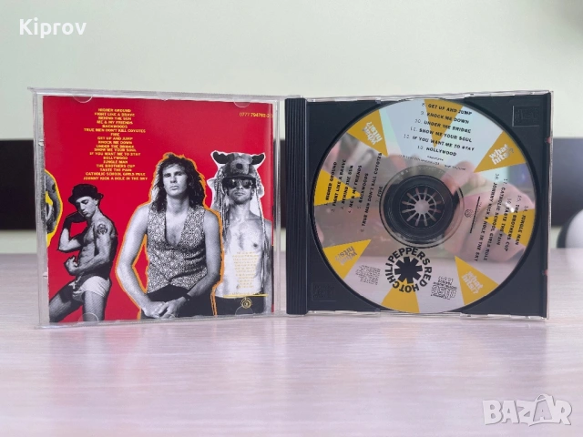 💿 Red Hot Chili Peppers – What Hits!? (оригинален CD), снимка 2 - CD дискове - 53094313