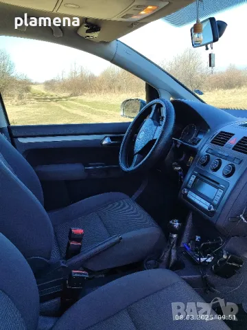 Vw Touran 1.9 Tdi , снимка 8 - Автомобили и джипове - 49414629