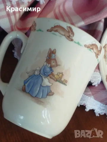 Чаша с чинийка Bunnykins. Произвежда се в Англия от Royal Doulton от 1976 до 1987 г. , снимка 9 - Колекции - 48823135