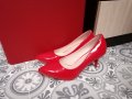 Червени обувки среден ток за бал, снимка 1 - Дамски обувки на ток - 40399226