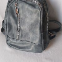 Дамска кожена чанта , раница, снимка 2 - Чанти - 40835862