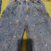 3 чифта дънки на H&M  и Reserved, снимка 4 - Детски панталони и дънки - 44756321