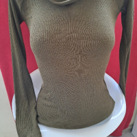 Блуза, снимка 1 - Блузи с дълъг ръкав и пуловери - 44560555