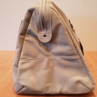 Нова кожена чанта Giorgio Armani Parfum Collection, снимка 6 - Чанти - 30498278