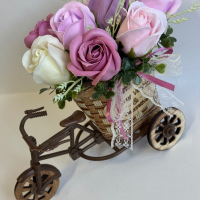Декоративно колело с ароматни сапунени рози, снимка 8 - Подаръци за жени - 44919238