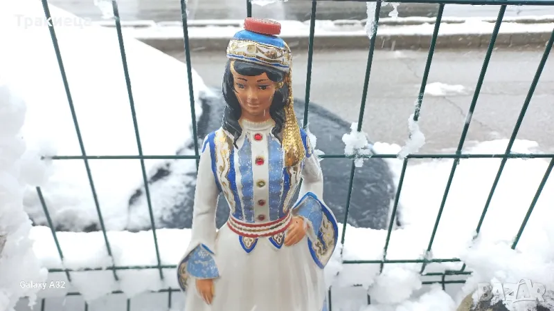 ГОЛЯМА СТАРА ПОРЦЕЛАНОВА БУТИЛКА ФИГУРА СТАТУЕТКА METAXA, снимка 1