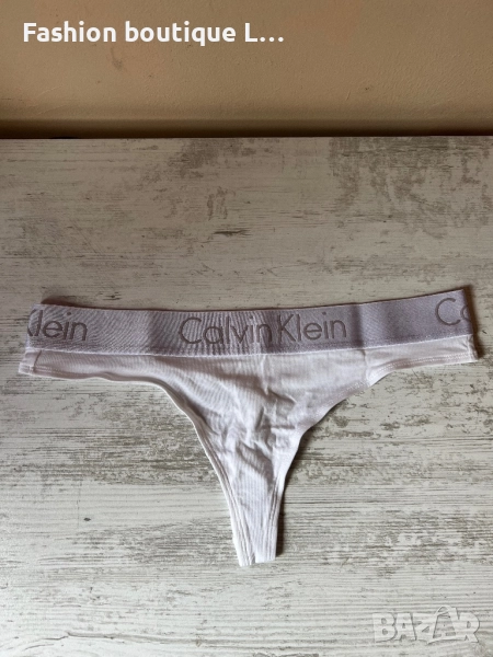 Нови оригинални бели памучни прашки на марката Calvin Klein размер S, снимка 1