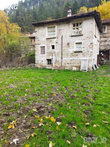 Продава каменна къща в Родопите , снимка 1