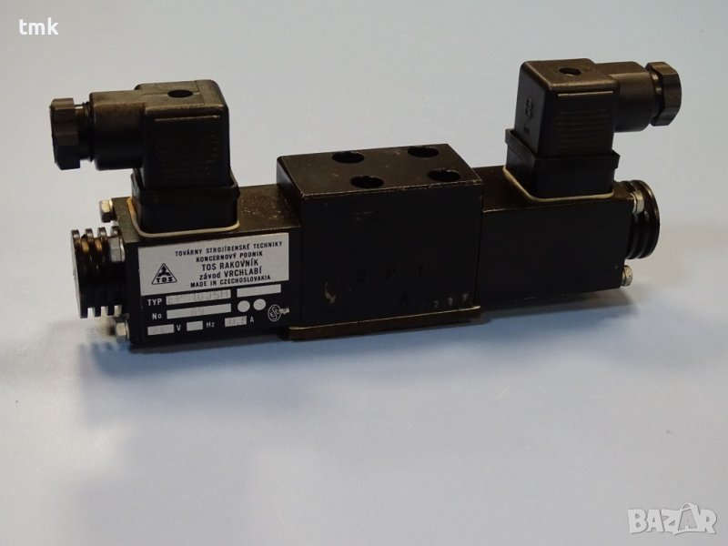 Хидравличен разпределител TOS RSE 1-042J15-1700 24VDC solenoid hidraulic valve, снимка 1