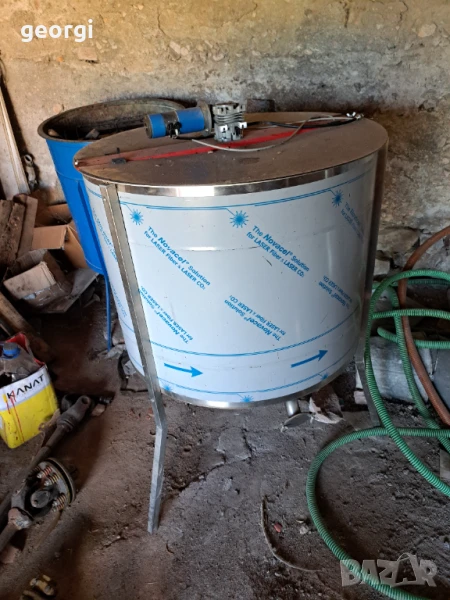 Центрофуга за мед 24 рамки, снимка 1