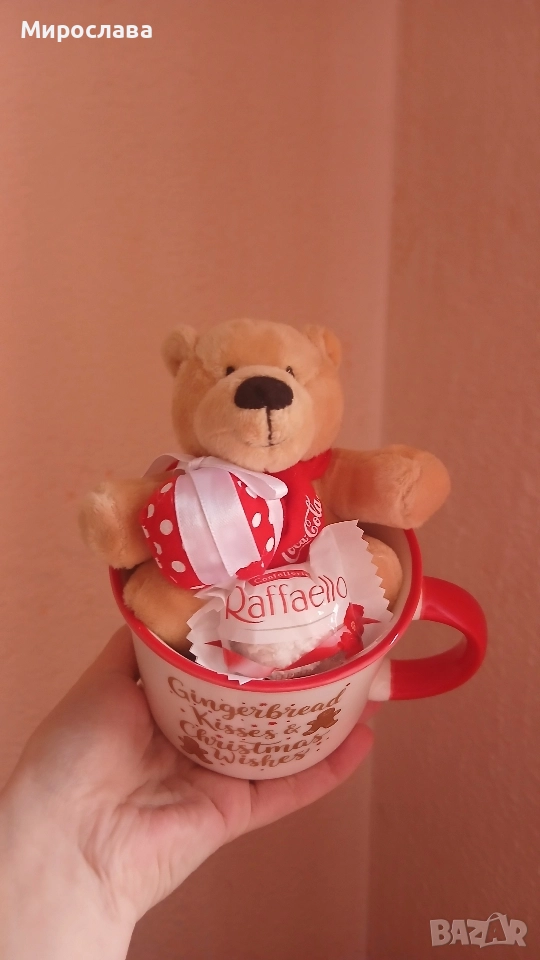 Коледна чаша с мече и лакомства , снимка 1