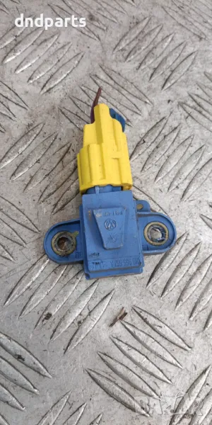 Сензор VW Passat B6 2006г.(преден десен)	, снимка 1