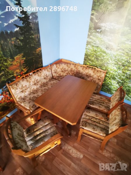 Кухненски ъгъл с маса от масивно дърво , снимка 1