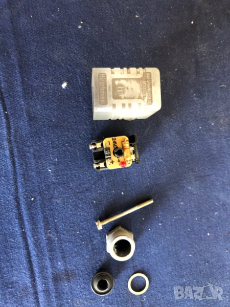 бобина и конектор пневматика 24VDC разпределител магнет вентил, снимка 1