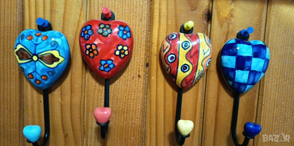 Ръчно рисувани керамични закачалки във форма на сърце, снимка 1