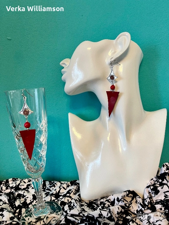 Модел 17. Червени обици от естествена кожа, снимка 1