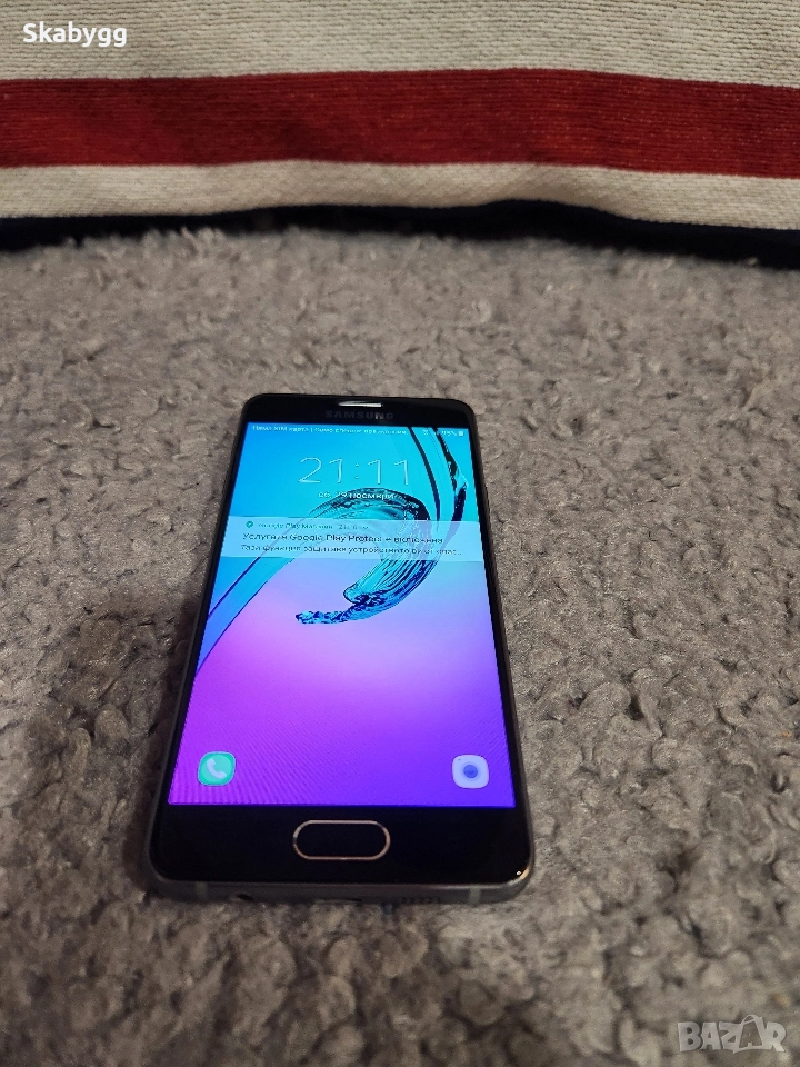 Samsung A3, снимка 1