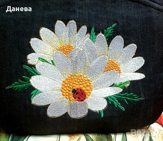 дамска чанта от дънков с бродерия , снимка 6 - Чанти - 52706086