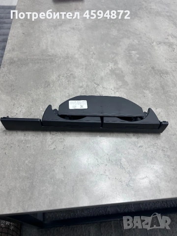 Поставки за чаши BMW e39, снимка 2 - Аксесоари и консумативи - 54167673