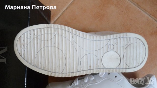 Дамски бели маратонки ELLESSE, размер №39, снимка 5 - Маратонки - 40326338