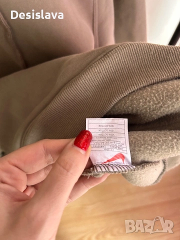 NIKE, снимка 3 - Суичъри - 53293579