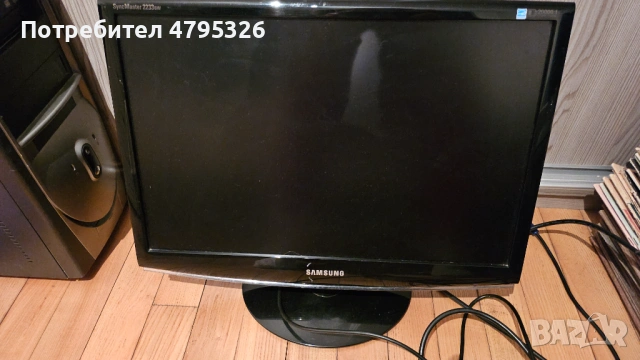 Продавам монитор Samsung