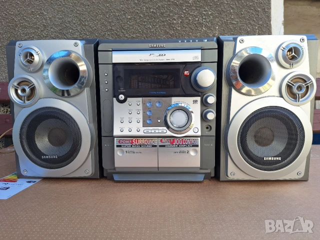 Уредба Samsung MAX-S720 хубав бас