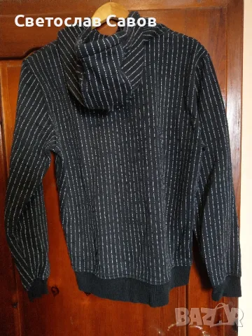 Суичър Mister Tee L размер., снимка 2 - Суичъри - 49192729