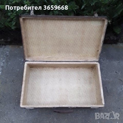 Куфар  от жакард от 1966г, снимка 4 - Антикварни и старинни предмети - 40626377