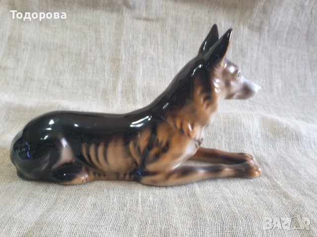 Порцеланова  фигура-куче, снимка 3 - Антикварни и старинни предмети - 38337214