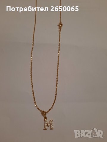 Златен синджир с буква М с камъчета сваровски 14к., снимка 2 - Колиета, медальони, синджири - 42763371