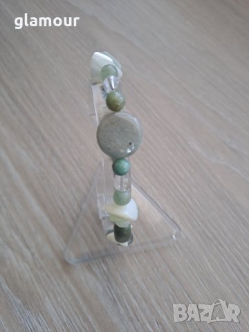 Гривна с нефрити, снимка 5 - Гривни - 42430303