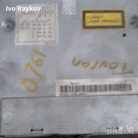 CD радио BLAUPUNKT от VW GOLF 6 - VW 1K0 035 186 D ,, снимка 2 - Части - 47931821