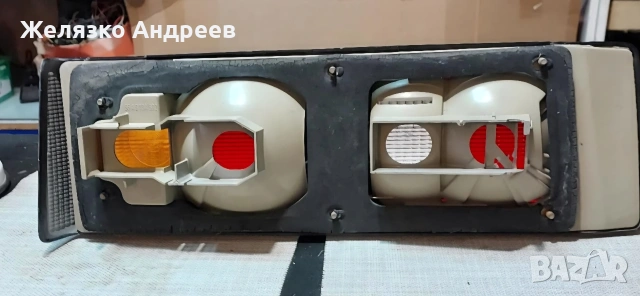 Форд Ескорт 86-90 десен стоп , снимка 2 - Части - 53328546