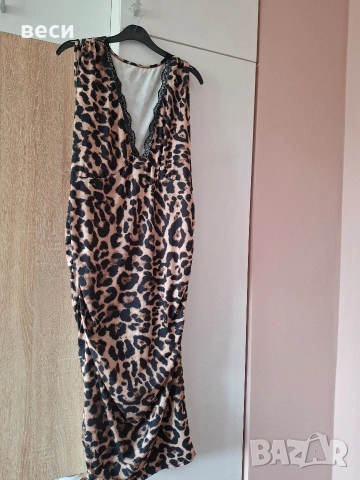 Нова рокля XL , снимка 2 - Рокли - 54238323