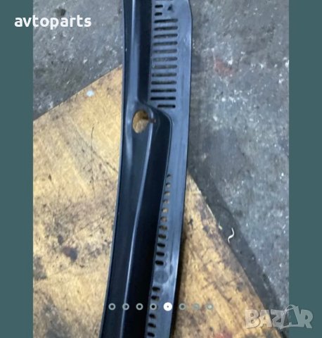 Vw touran 2004година Лайна под предно стъкло, снимка 4 - Части - 40365099